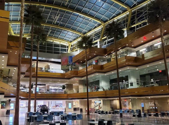 GM Renaissance Center - Photo From Ren Cen Website (newer photo)